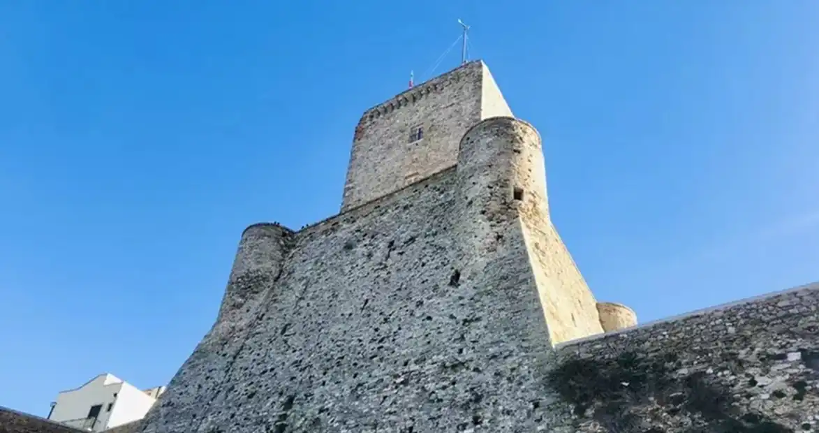 Termoli, al Castello Svevo la mostra di icone sacre “Il Visibile dell’Invisibile”