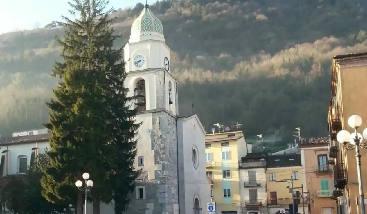 "Salute!", anche Bojano protagonista del film con Antonio Albanese e Virginia Raffaele