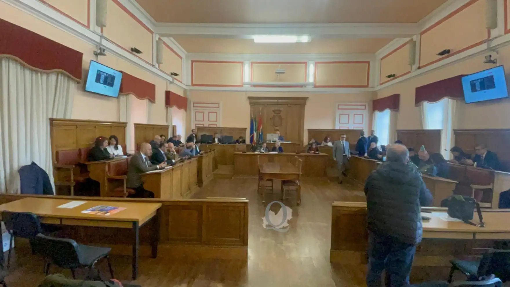 Campobasso, Comune approva "Rottamazione quinquies" per i tributi non pagati. FdI non vota