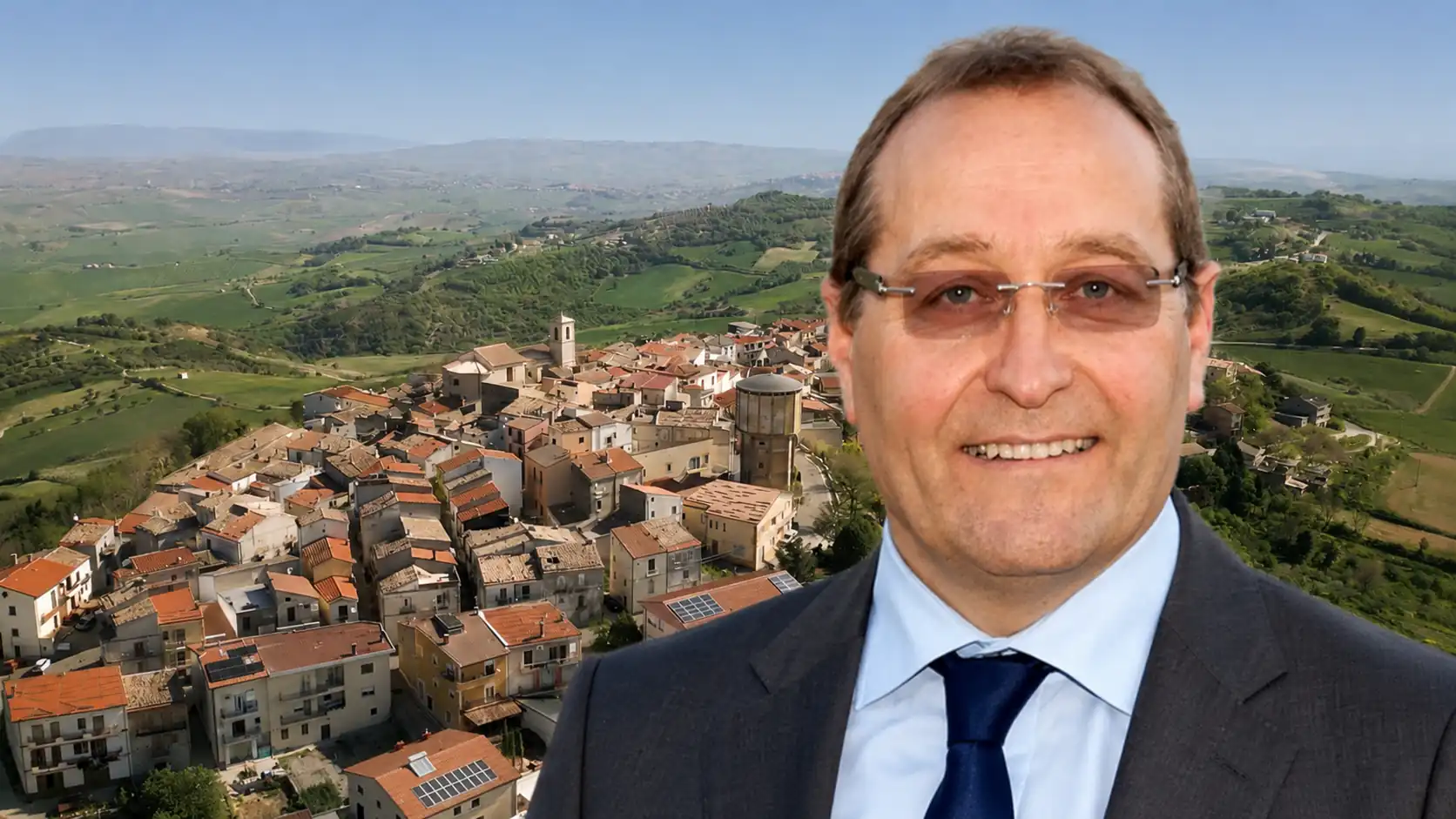 Vandali a scuola, il sindaco: «Chi colpisce qui ferisce il nostro futuro»