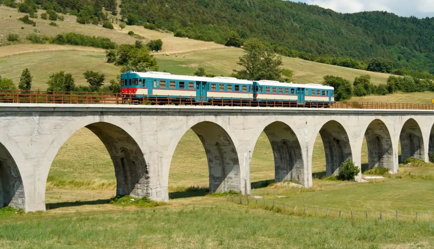 Alto Molise: il cinema riporta il treno a Carovilli, ma per i pendolari tutto tace