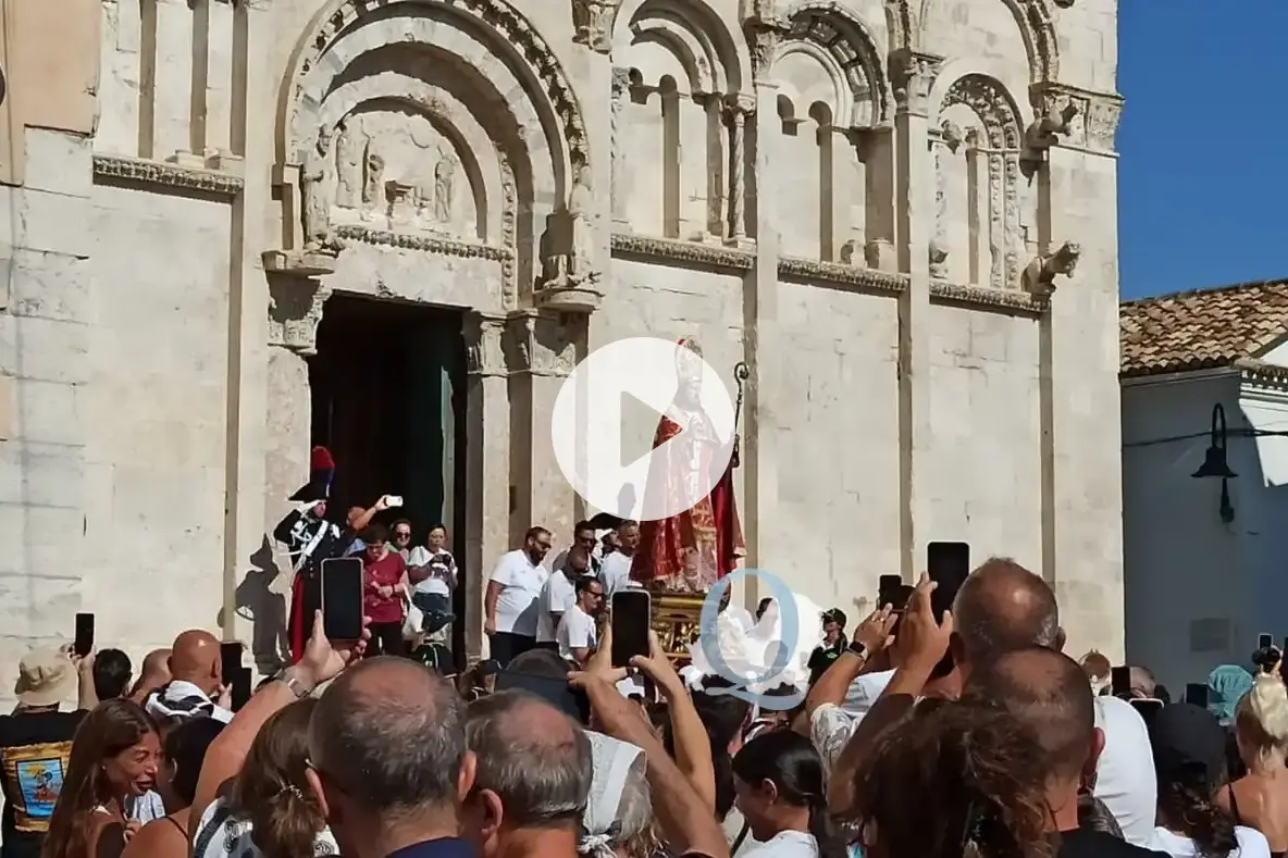 Termoli abbraccia San Basso: il mare, la fede e il cuore di un’intera città