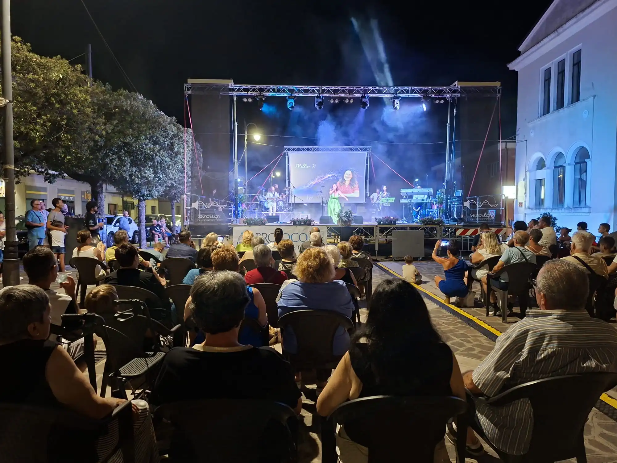 Festival Canoro di Petacciato, pubblico delle grandi occasioni e trionfo per Luigi Villano