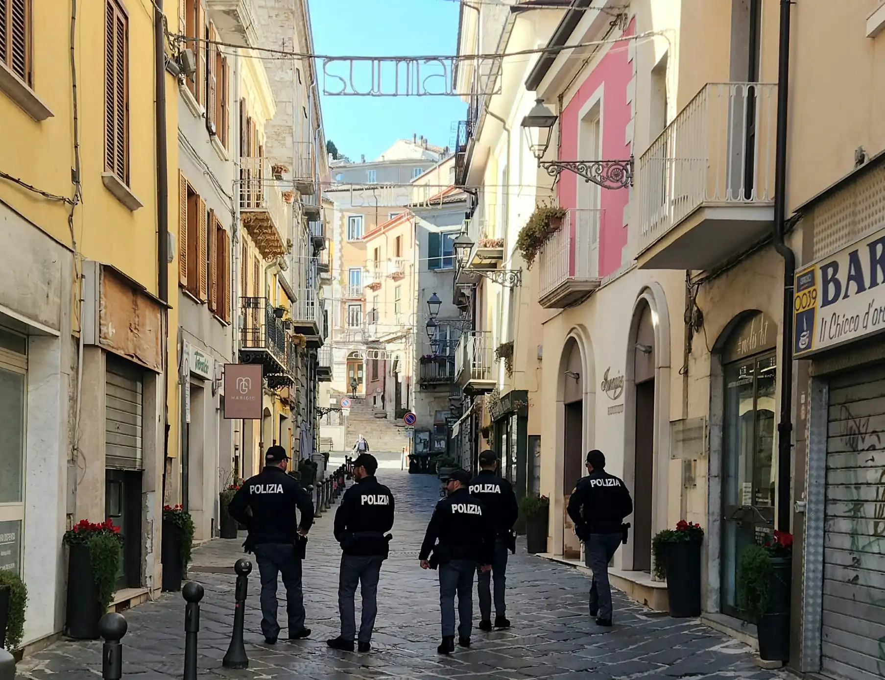 Risse e spaccio a Campobasso, blitz della Polizia: controlli e perquisizioni in città