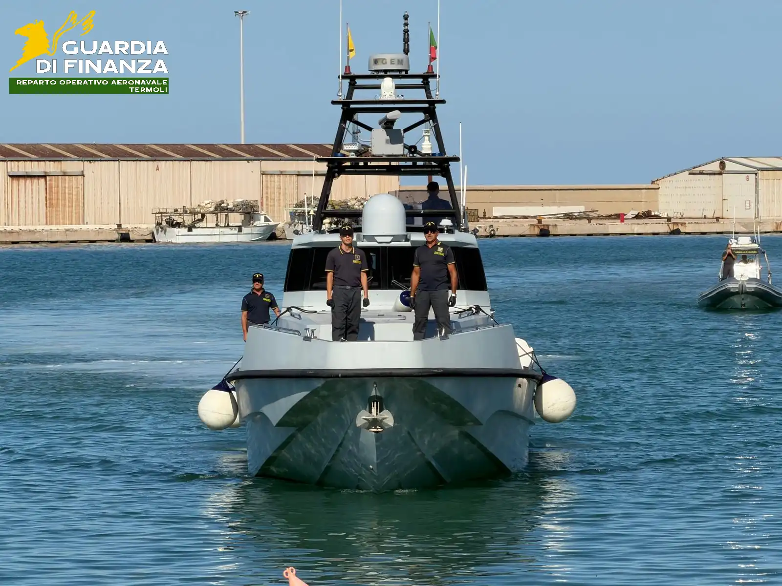 Missione conclusa, la Vedetta V.7001 della Guardia di Finanza rientra a Termoli